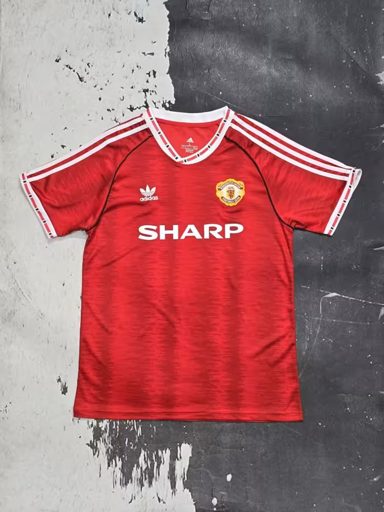 پیراهن و شورت اول منچستر یونایتد 1990