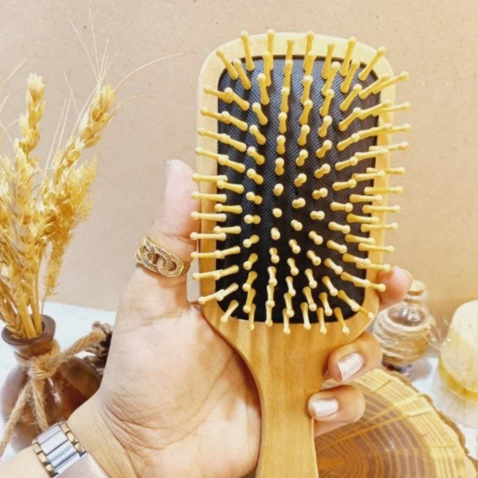 برس مو بامبو دندانه چوبی مربعی سایز بزرگ