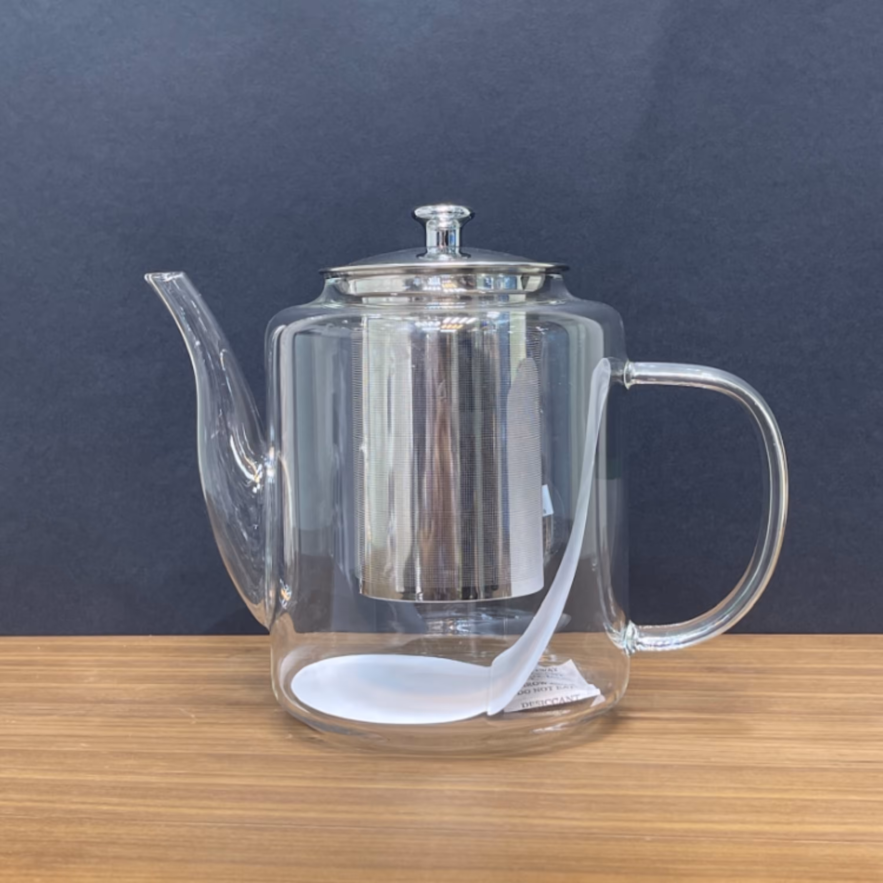 قوری پیرکس 1400میل .مناسب برای 4نفر به بالا .بهترین کیفیت پیرکس.تحمل تا400درجه