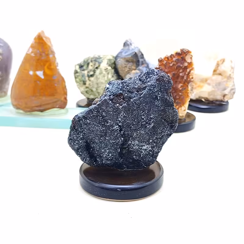 سنگ کرومیت دکوری و کلکسیونی طبیعی و معدنی کد 24024