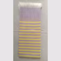 حوله دستباف دست و صورت راه راه بنفش با خطوط باریک زرد و حاشیه طلایی