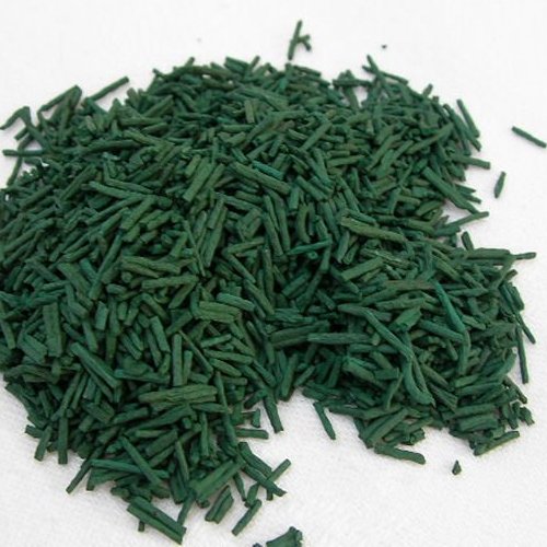 جلبک اسپیرولینا ( فرم رشته ای ) بسته 100 گرمی مخصوص آبزیان اکسیر سبز