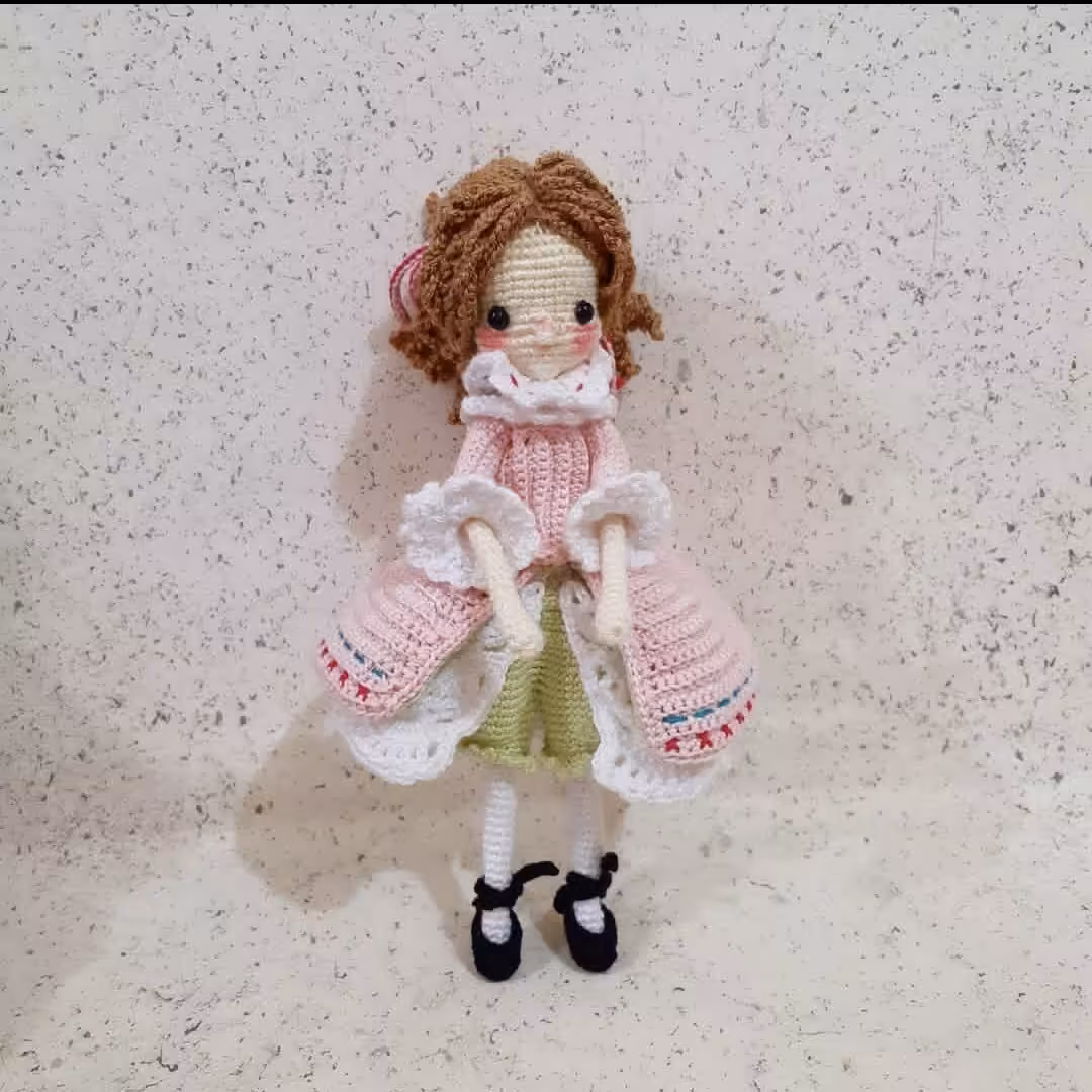 عروسک مینیاتوری ویکتوریا