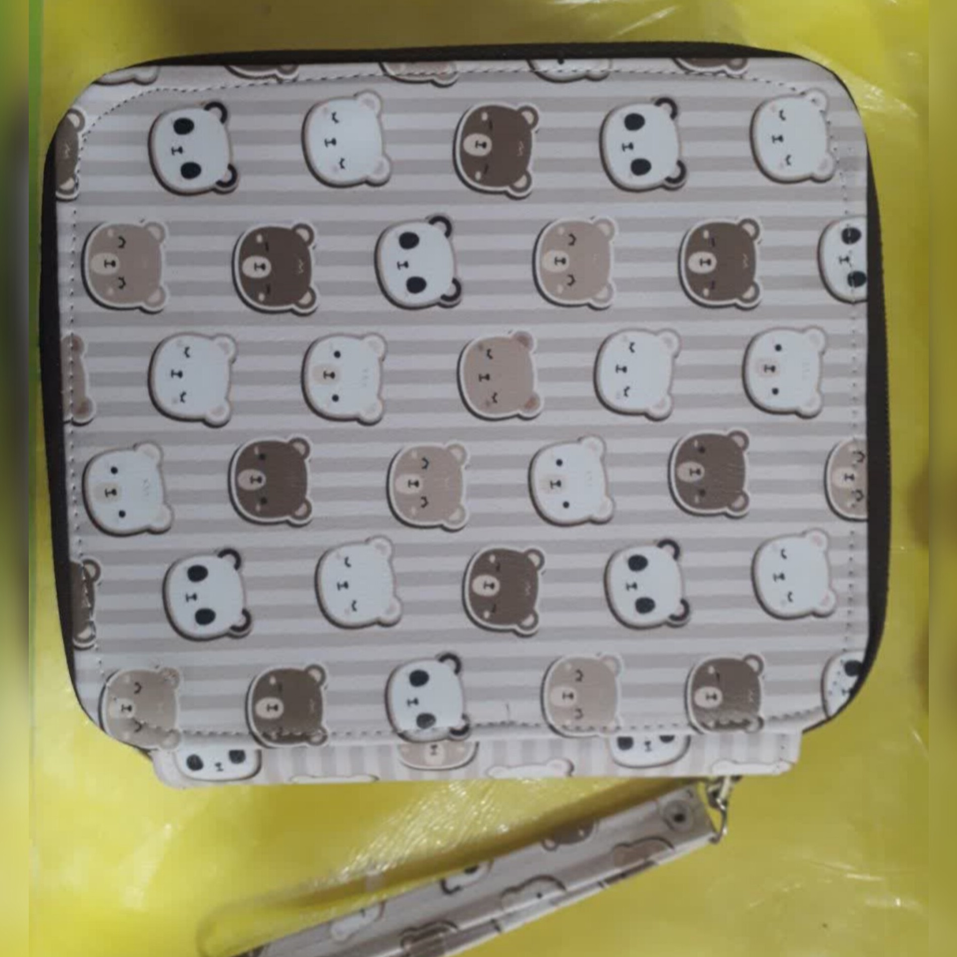 کیف مداد رنگی