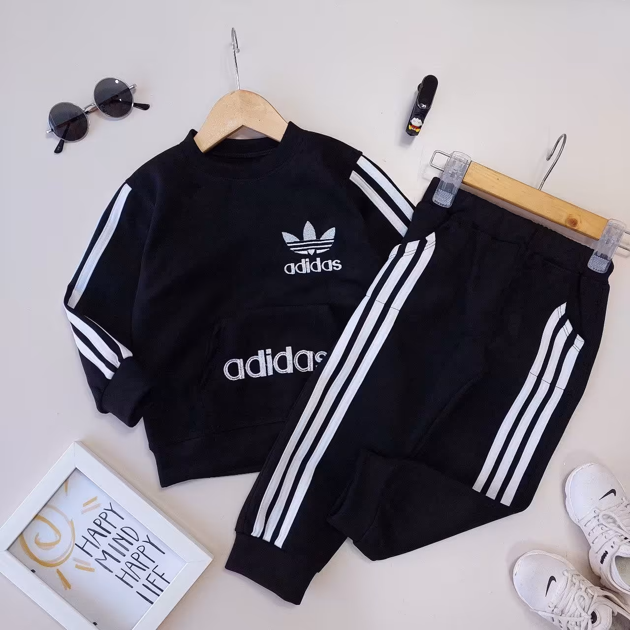 بلوز شلوار اسپورت آدیداس سه رنگ مشکی سبز بنفش مناسب 2 تا 9 سال