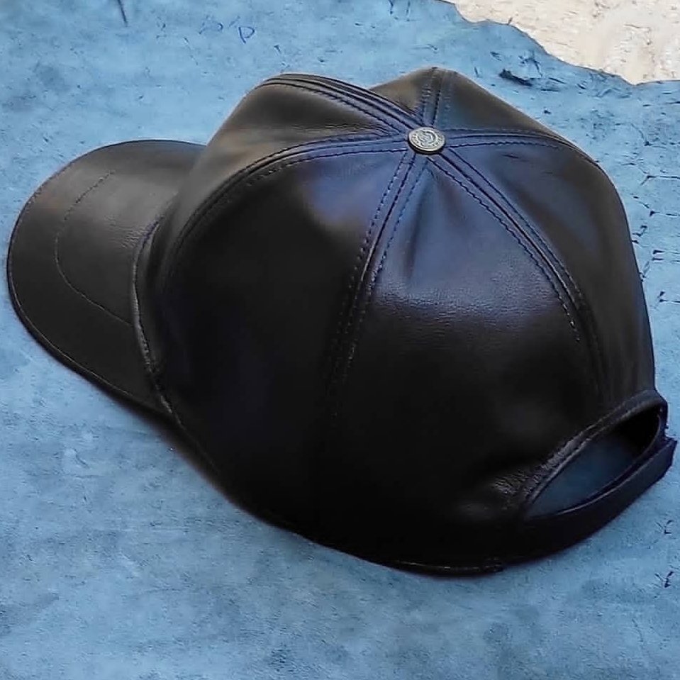کلاه کپ چرم طبیعی
