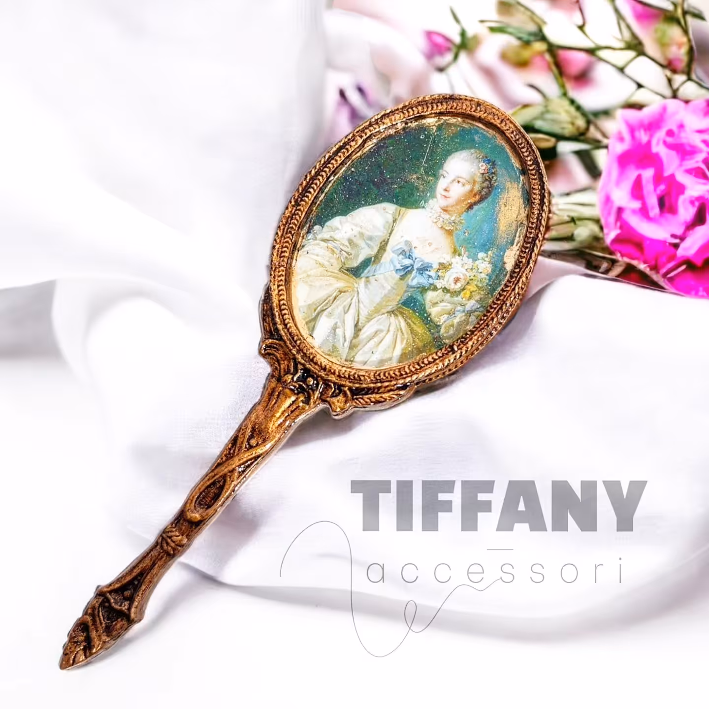 آینه دستی دکوراتیو آینه دستی پرنسسی آینه دستی لاکچری