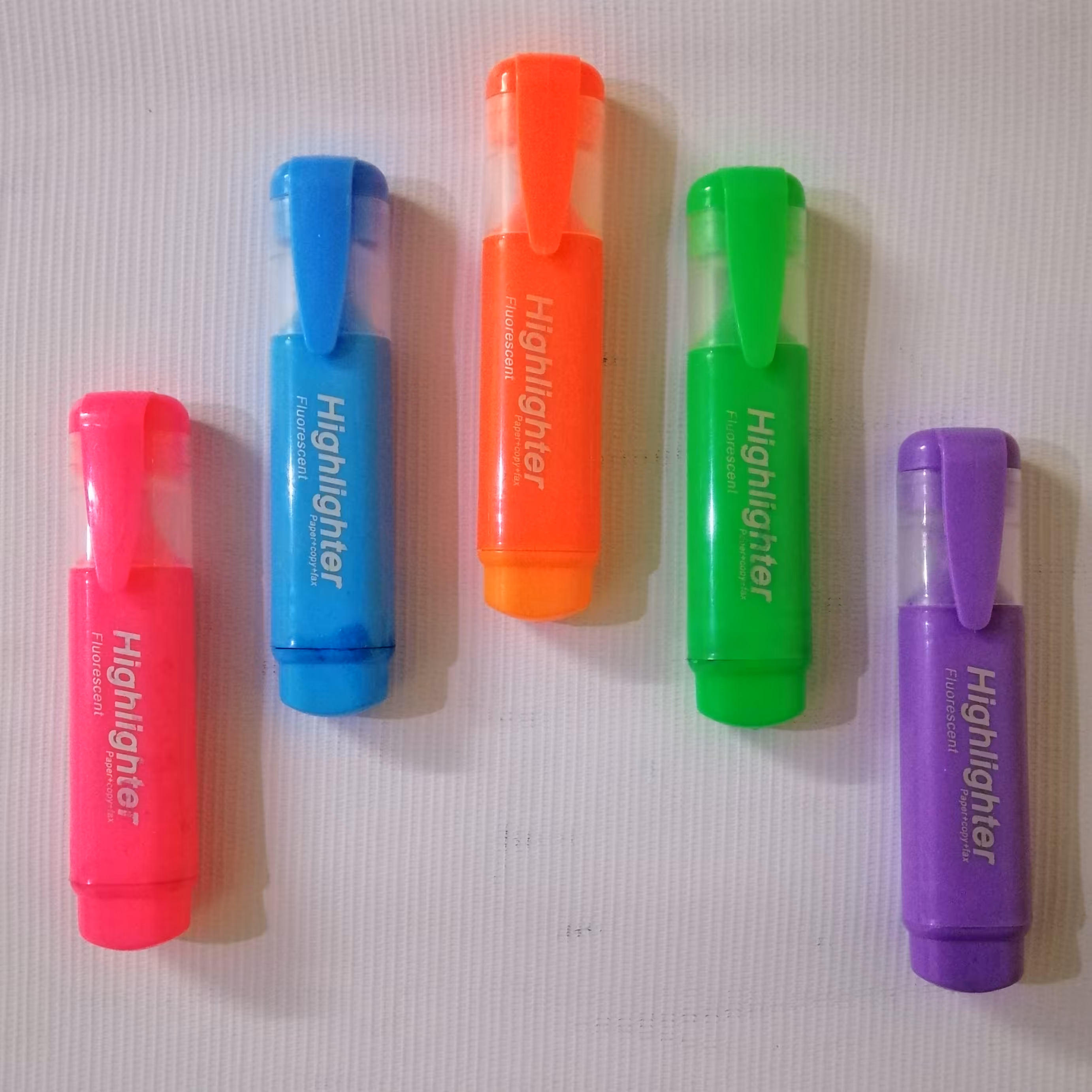 ماژیک های لایت در 6 رنگ