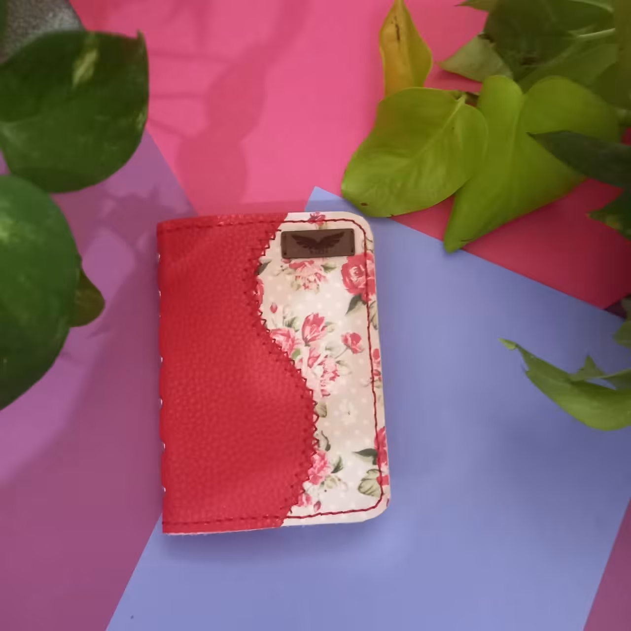 جا مدارکی زنانه و دخترانه طرح گل گلی ترکیب با قرمز