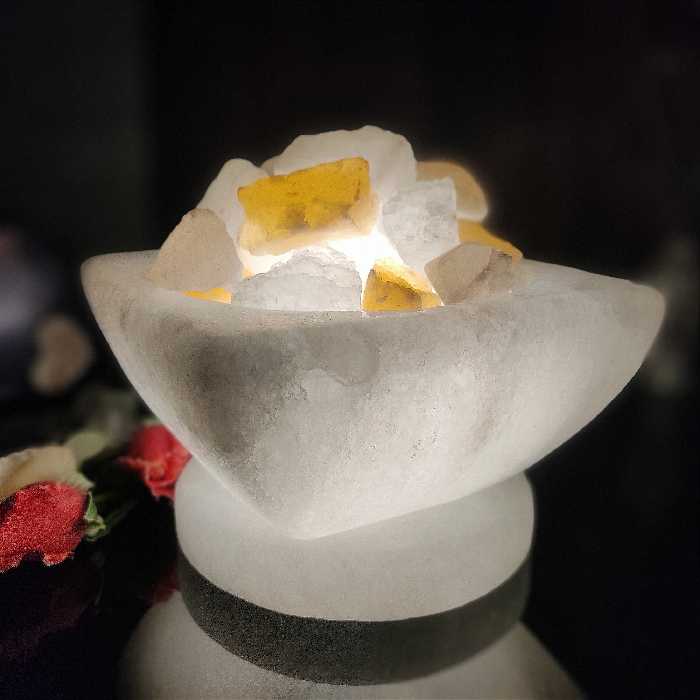 آباژور سنگ نمک مدل کاسه مربع پایه‌سنگی