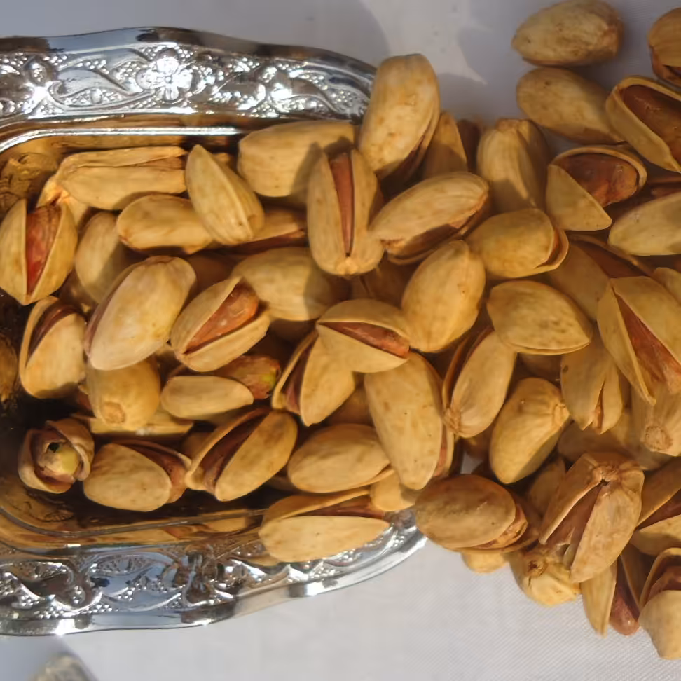 پسته اکبری زعفرانی