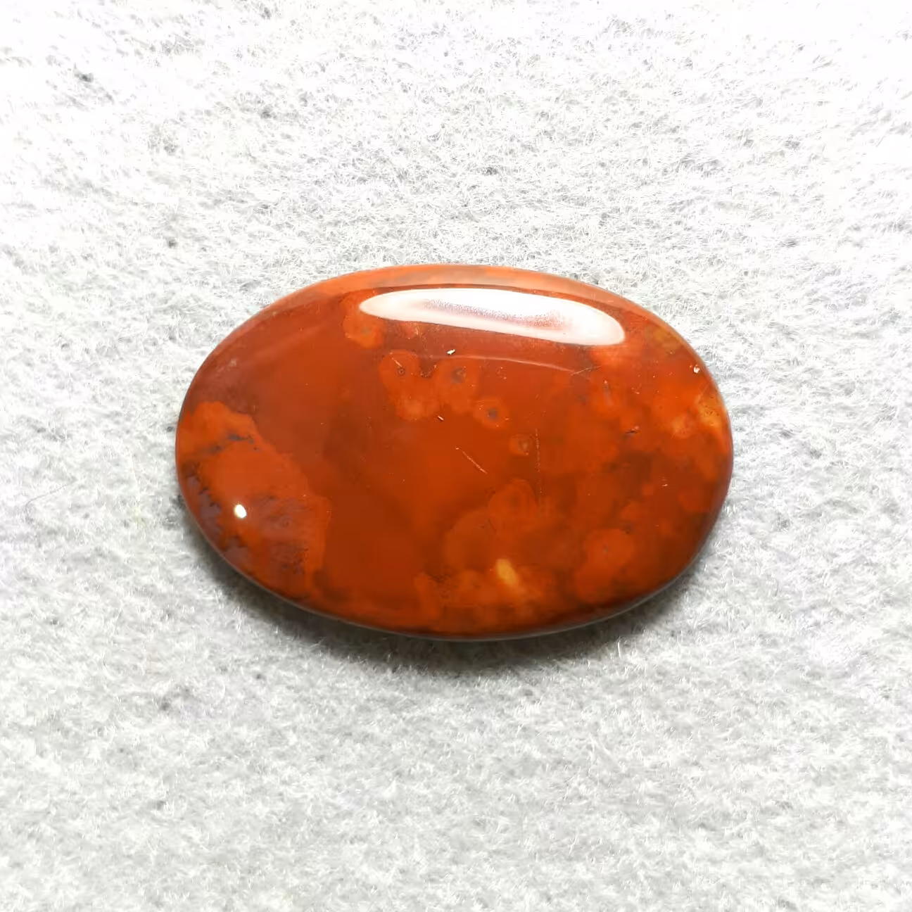 سنگ خون یا هلیوتروپ پلاسمای اصلی درشت و بسیار باکیفیت..