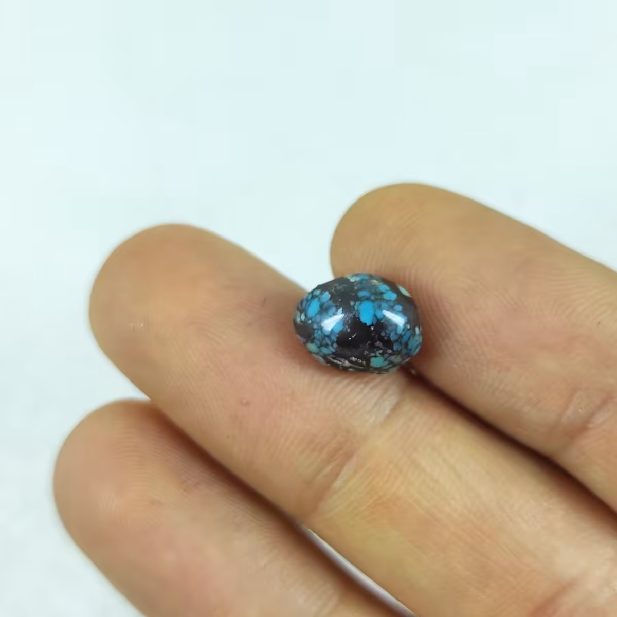 سنگ فیروزه نیشابور طبیعی بیضی مدل لونیکا کد PC5-8