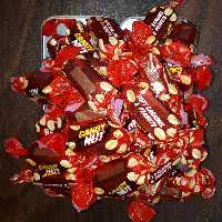 شکلات کاکائوی مغزدار بادام زمینی کندی نات روشن (120 گرمی، 9عددی)