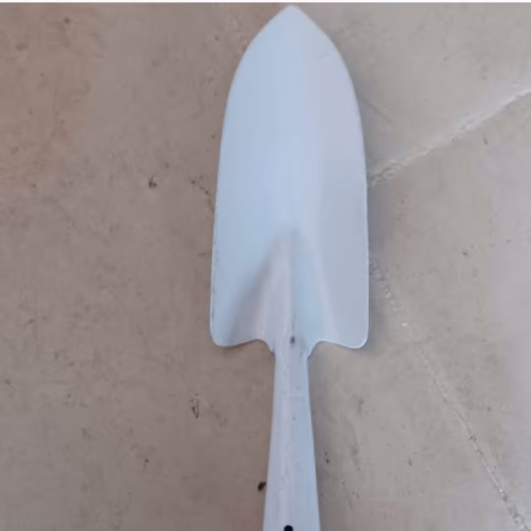 بیلچه باغبانی در  سه رنگ ابی سفید قرمز