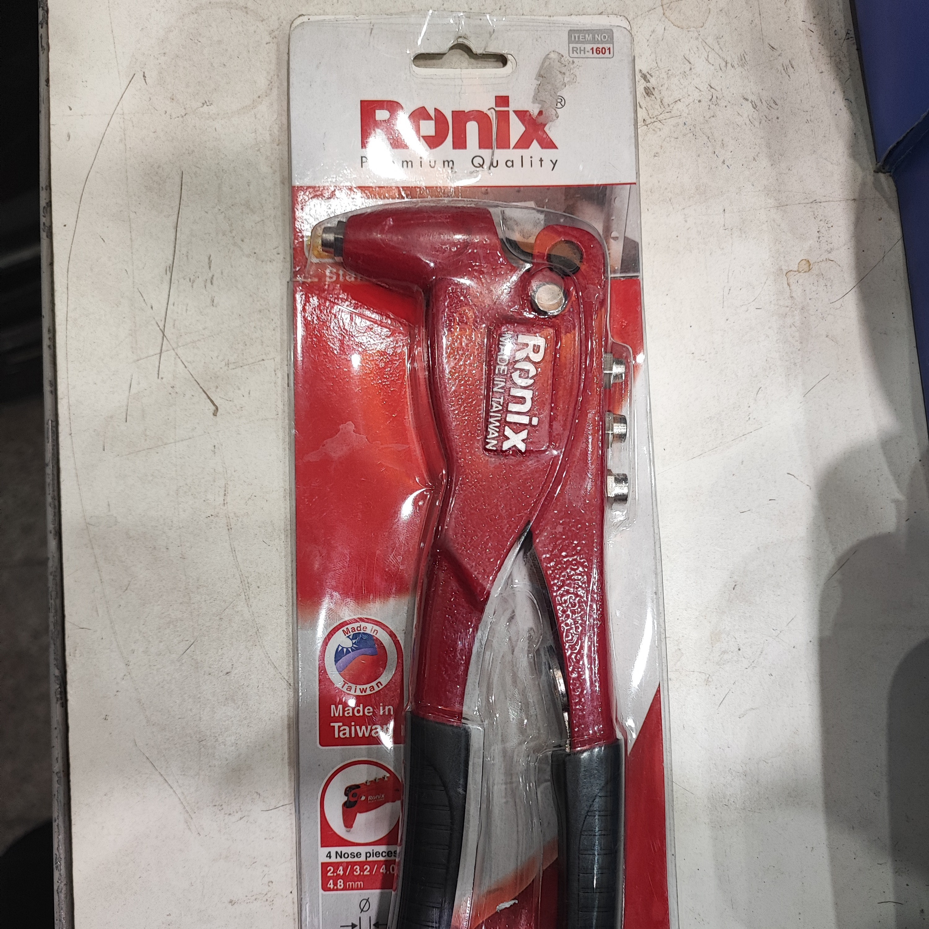 دستگاه پرچ رونیکس