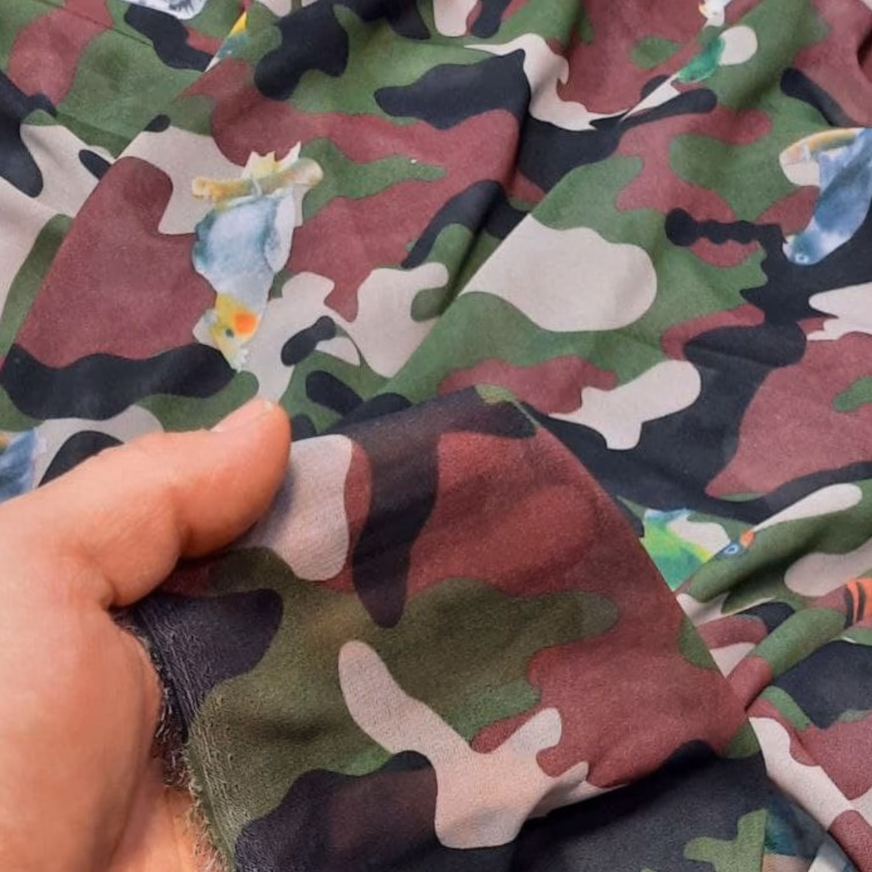 پارچه حریر ژرژت عرض 150 (مناسب شومیز پیراهن شال روسری و....) حراااااج (3)