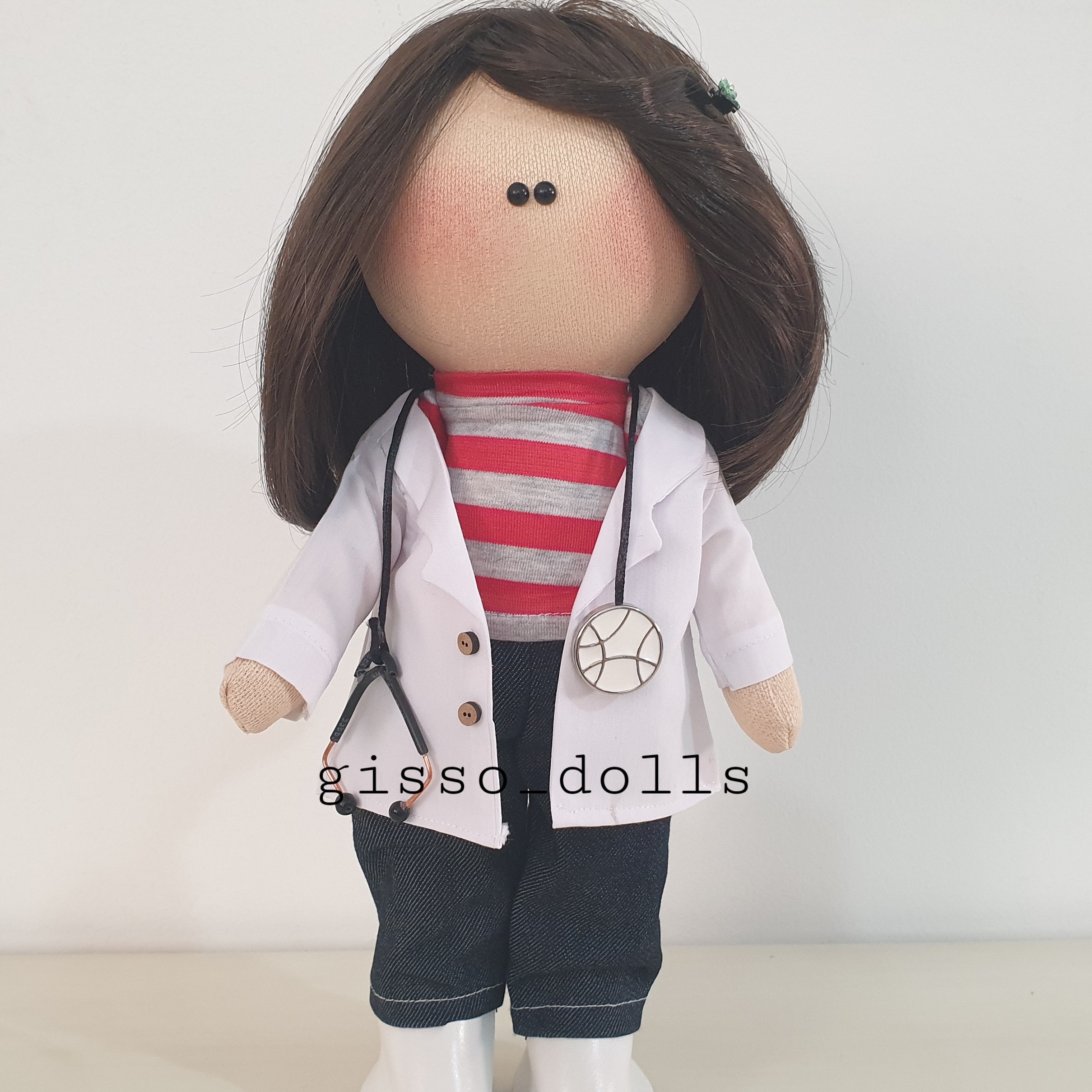 عروسک روسی پزشک