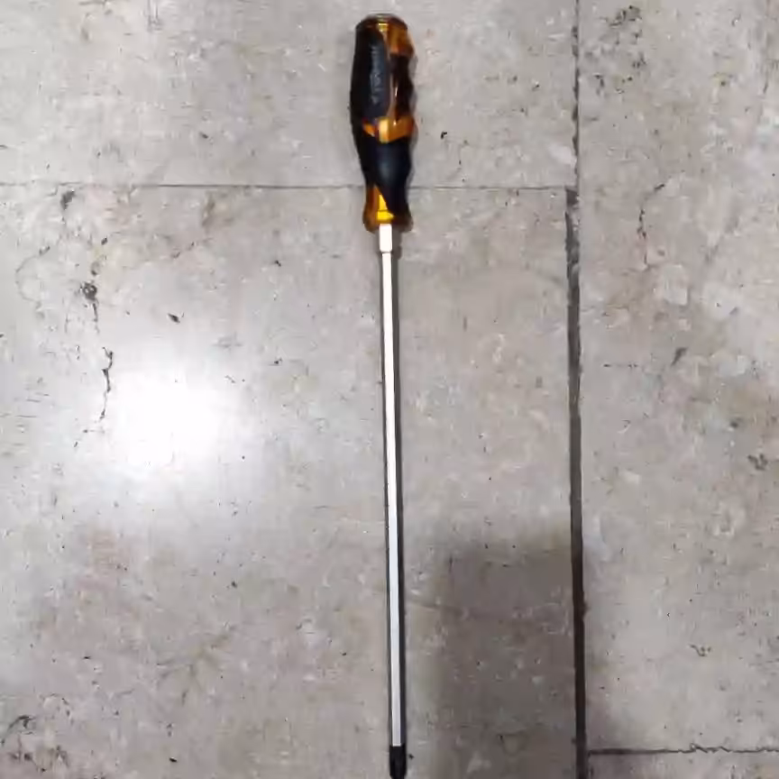 پیچ گوشتی چهارسو تقه خور 