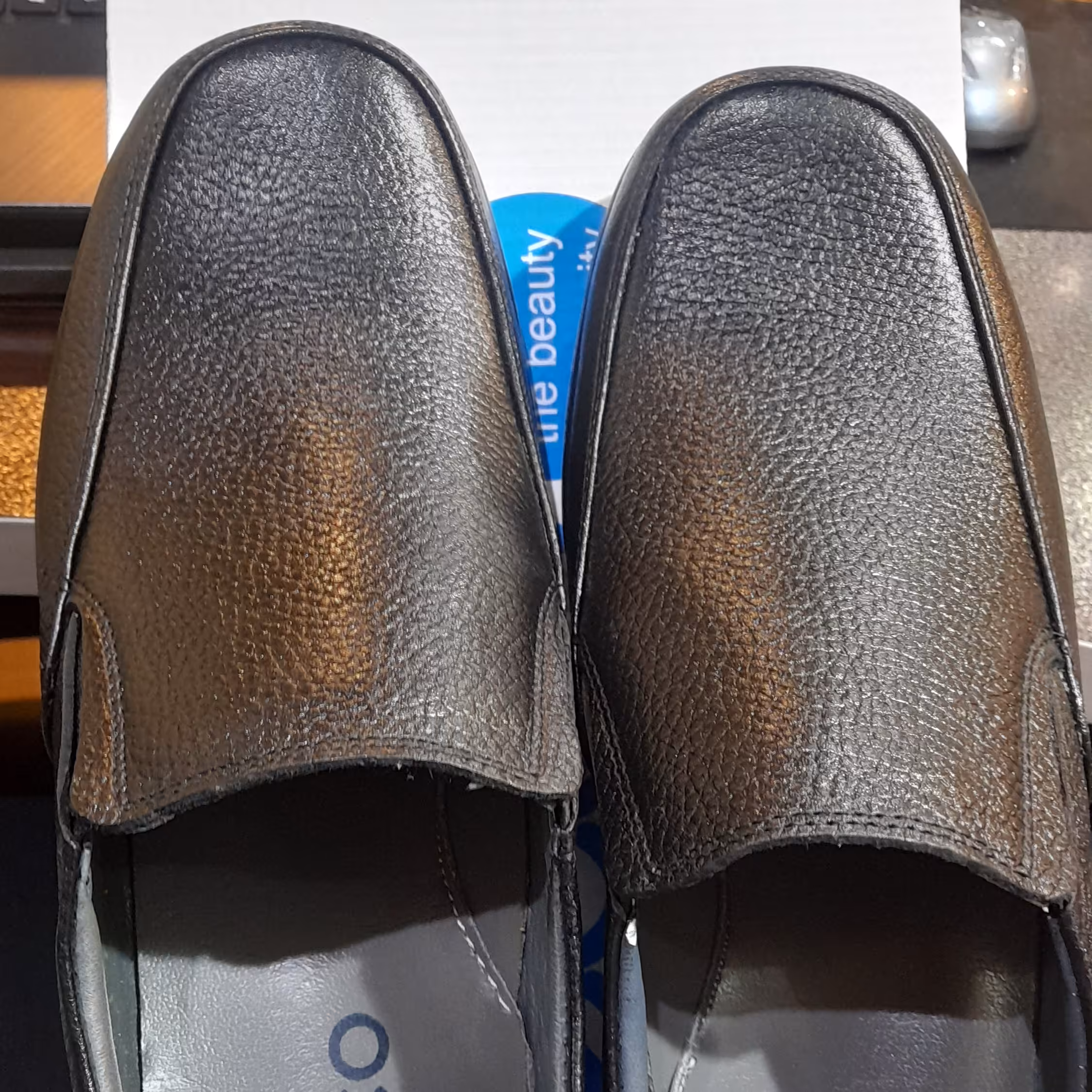 کفش مشکی چرم مصنوعی زیره پیو جهت استفاده عموم 