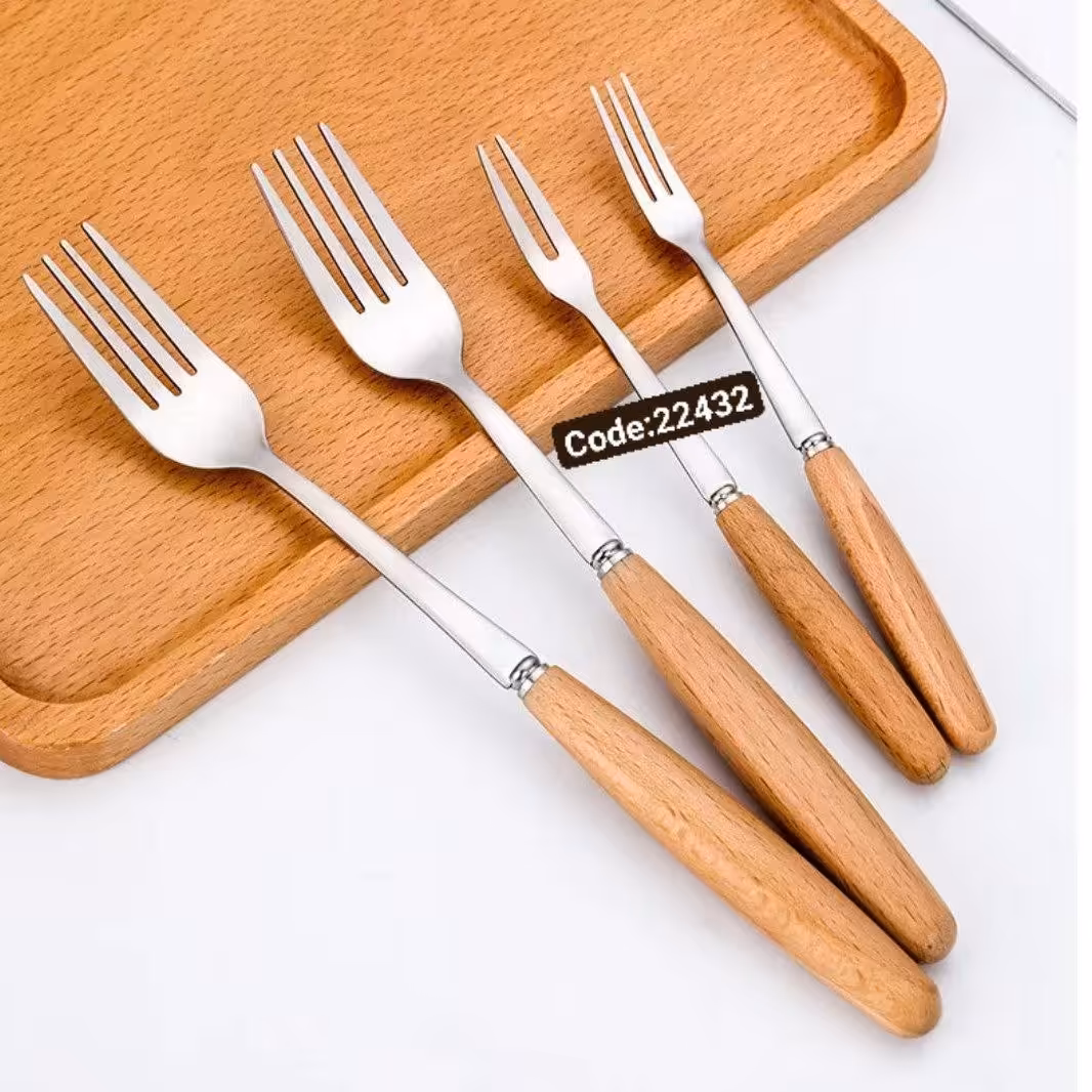 چنگال زیتون خوری دسته چوبی