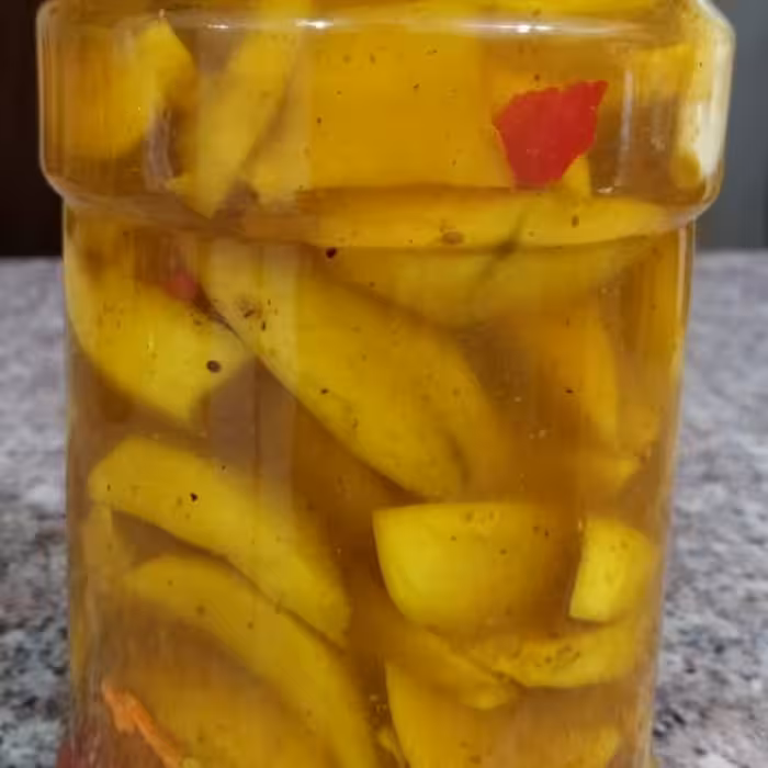 ترشی خانگی انبه