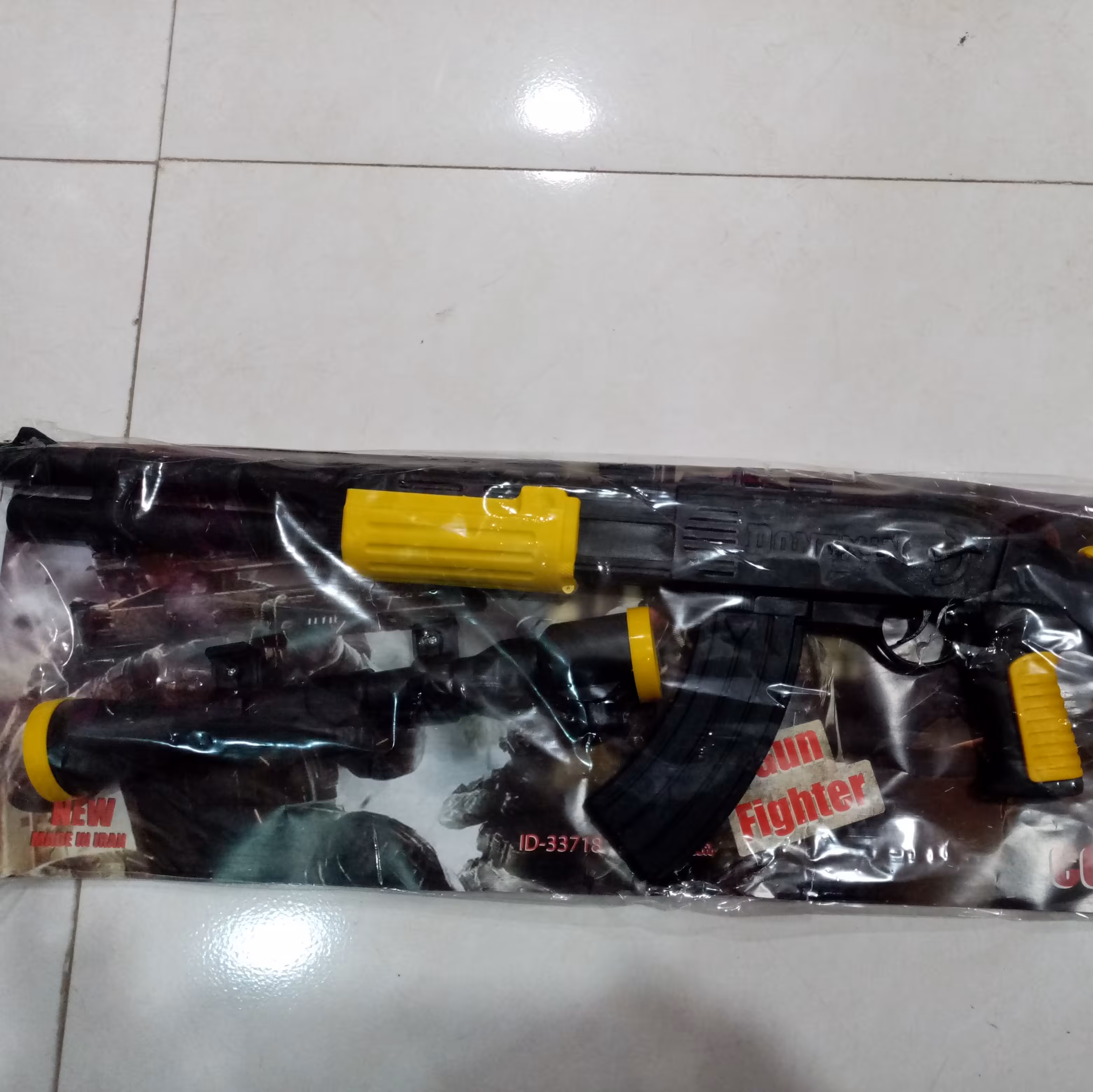 اسباب بازی تفنگ مسلسلی همراه با دوربین  