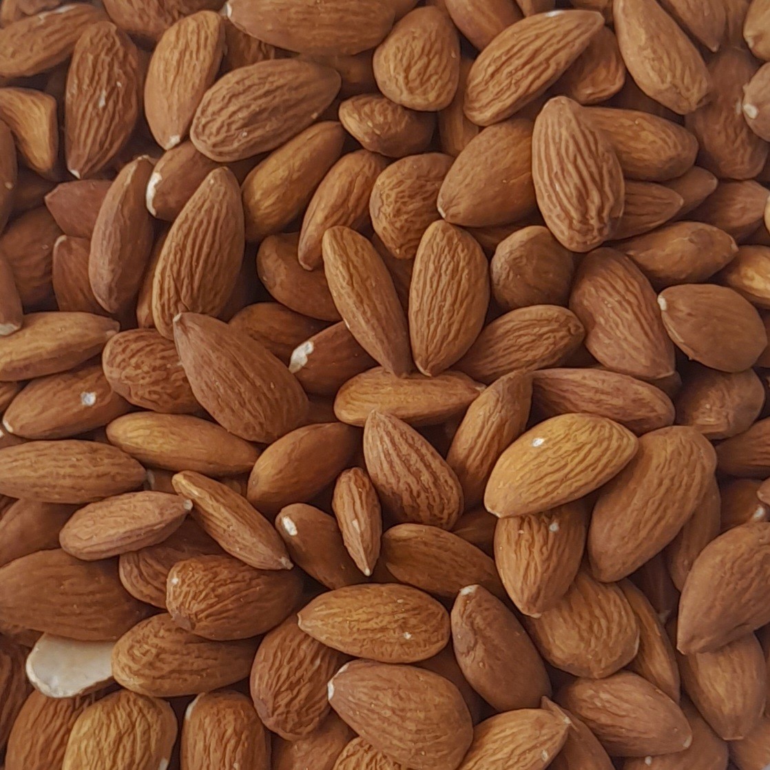 مغز بادام درختی خام - 1000 گرمی - ارسال رایگان