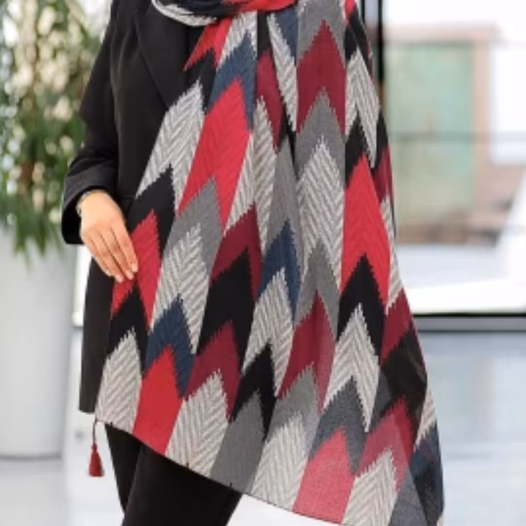 شال نخی منگوله دار بهاره لطیف ونرم عیدانه حراج 