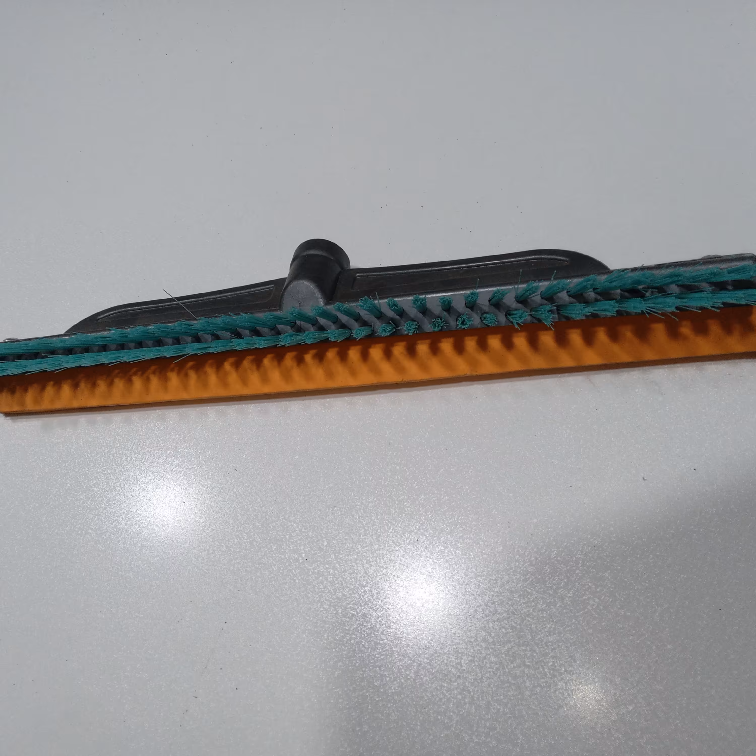 ابزار نظافت دو حالته (طی و جارو)