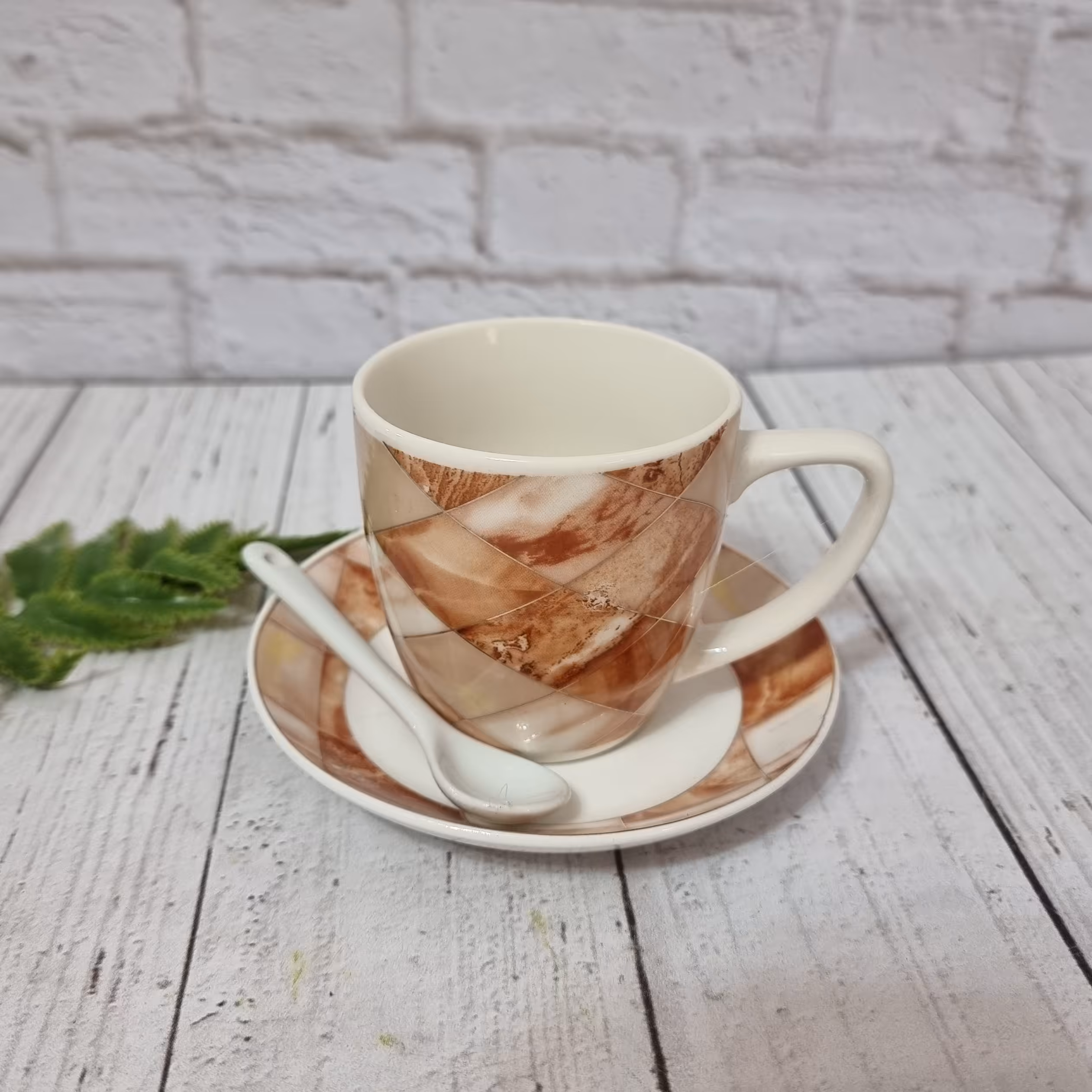 ست فنجون چایخوری نعلبکی و قاشق سرامیکی جعبه کادویی