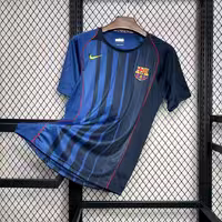 لباس کلاسیک بارسلونا 2006-2005 کیت سوم