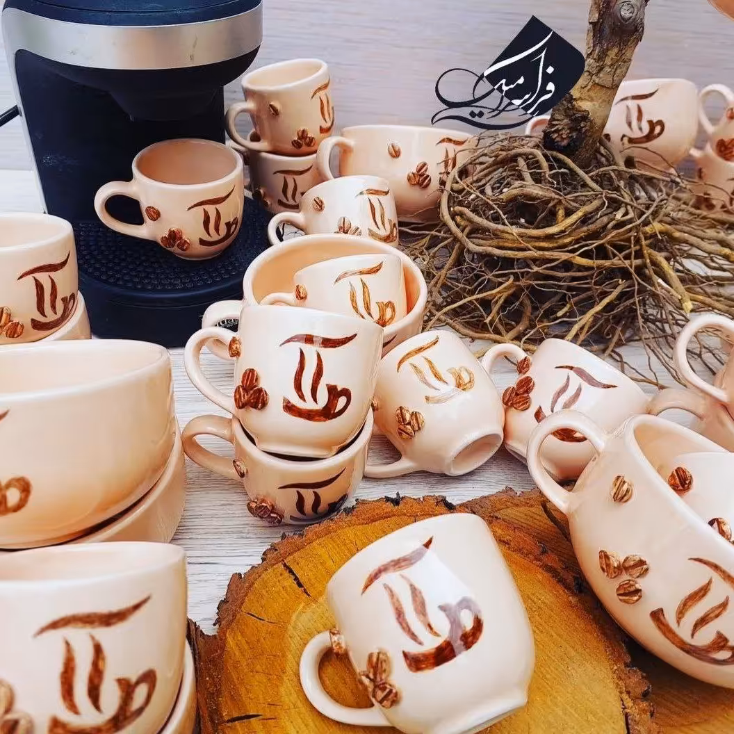 لاته و شات قهوه اختصاصی با طرح مورد نظر شما 