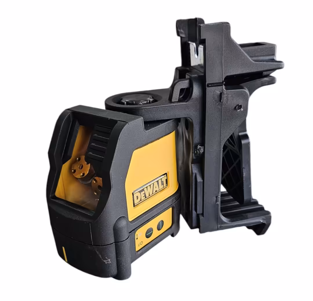 تراز لیزری نور سبز طرح دیوالت