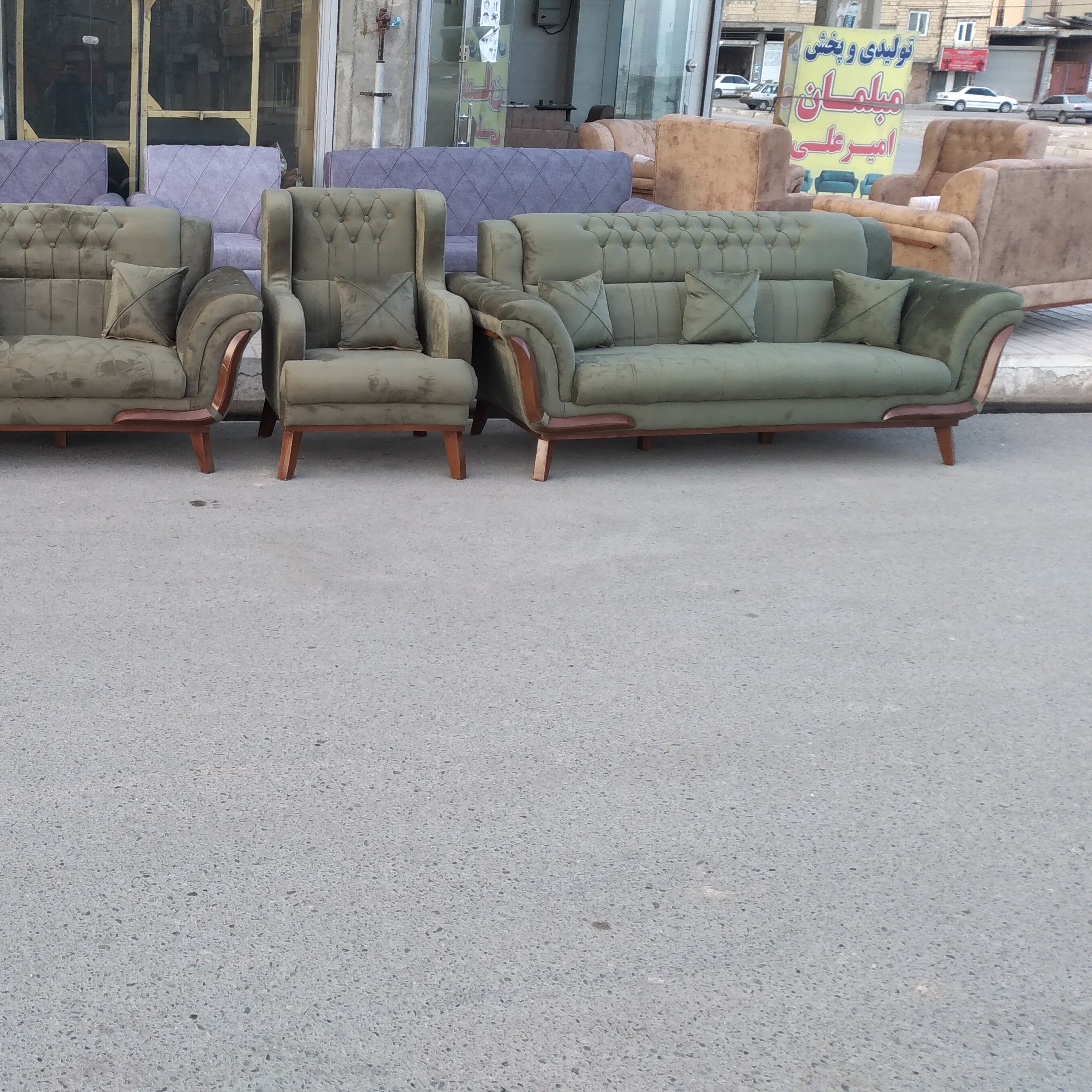 مبل مارشال جذاب هزینه ارسال ب عهده مشتری میباشد