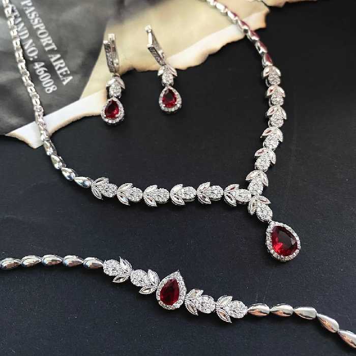 سرویس نقره یاقوت سرخ