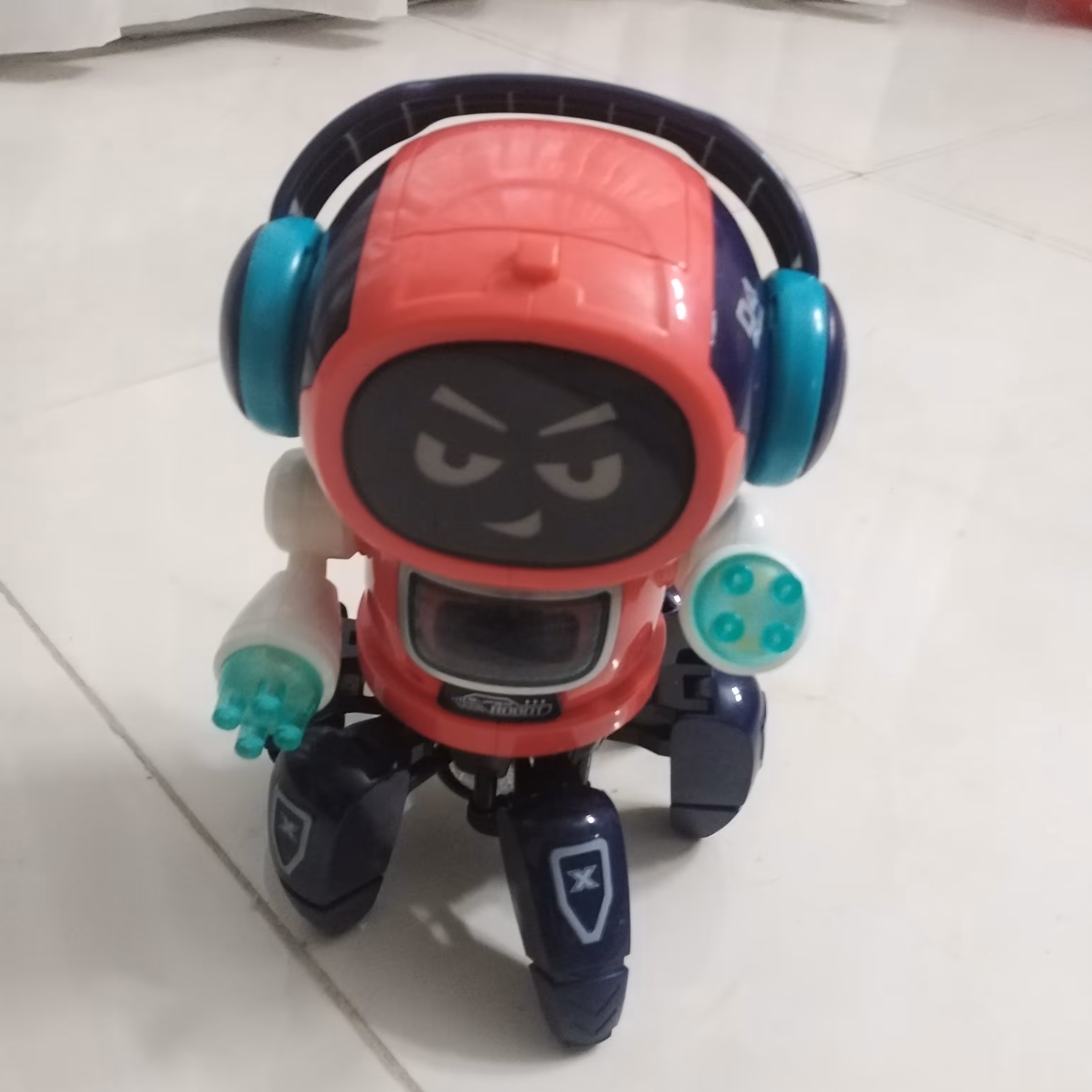 ربات خرچنگی مرد عنکبوتی، هدفن دار و صورتی موزیکال