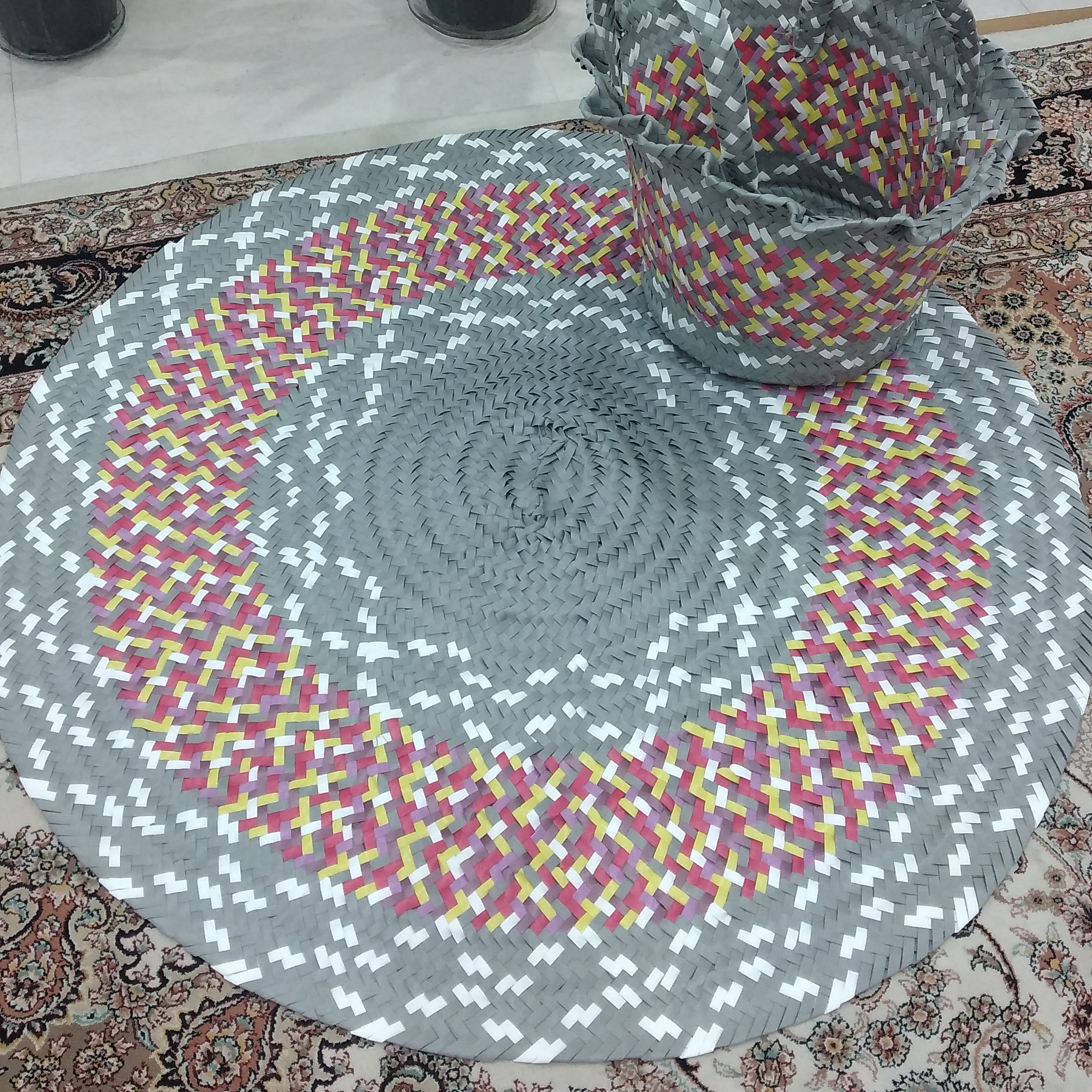 سفره حصیر بافت از جنس تسمه