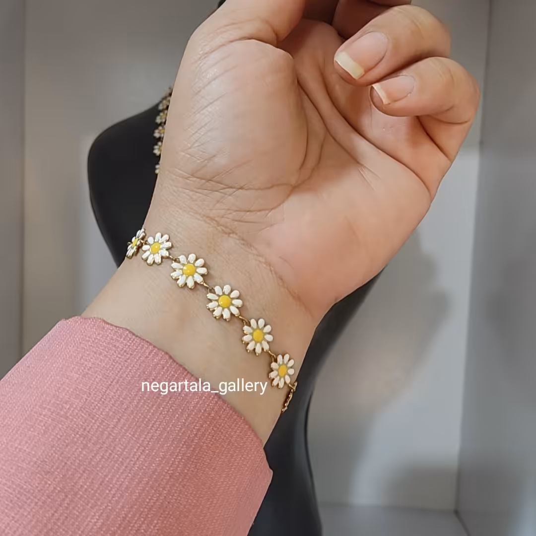 دستبند استیل رنگ ثابت طرح طلا بابونه 