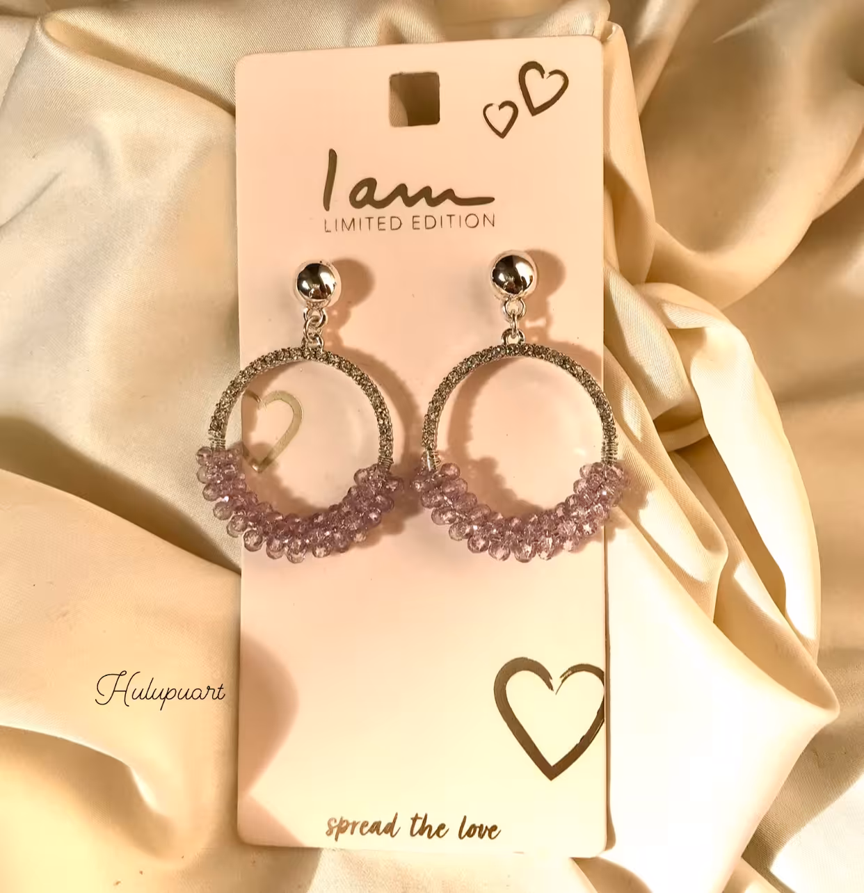 گوشواره کریستالی Hulupuart برند iam تحت لیسانس آلمان