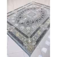 فرش ماشینی 700 شانه اصل تراکم 2550 طرح وینتیج کد 7002 زمینه نقره ای 12 متری جنس اکرولیک