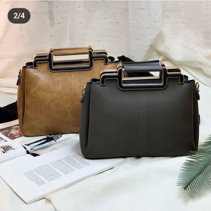 کیف زنانه سایز متوسط بادسته مستطیلی بسیار شیک