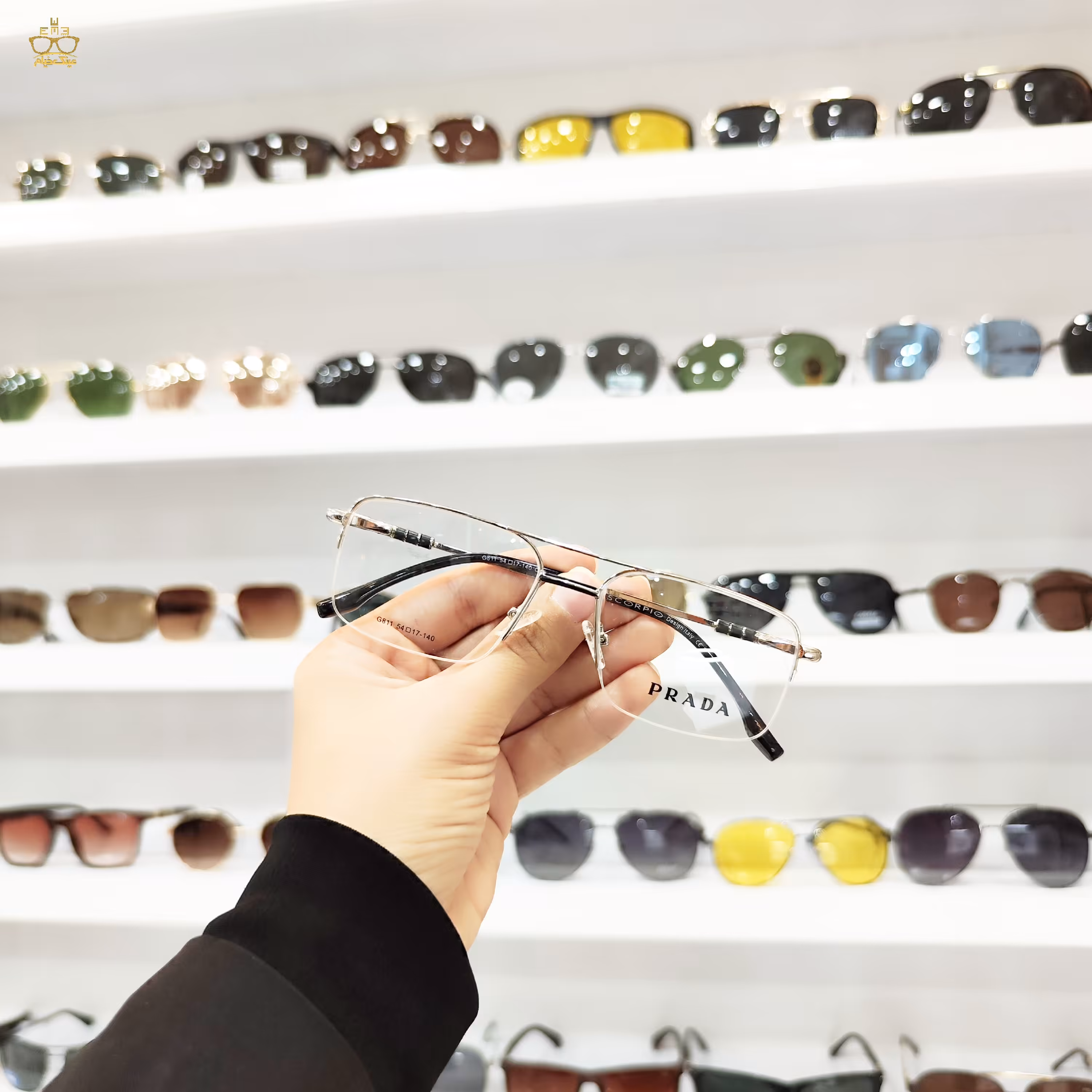 عینک نیم قاب مردانه