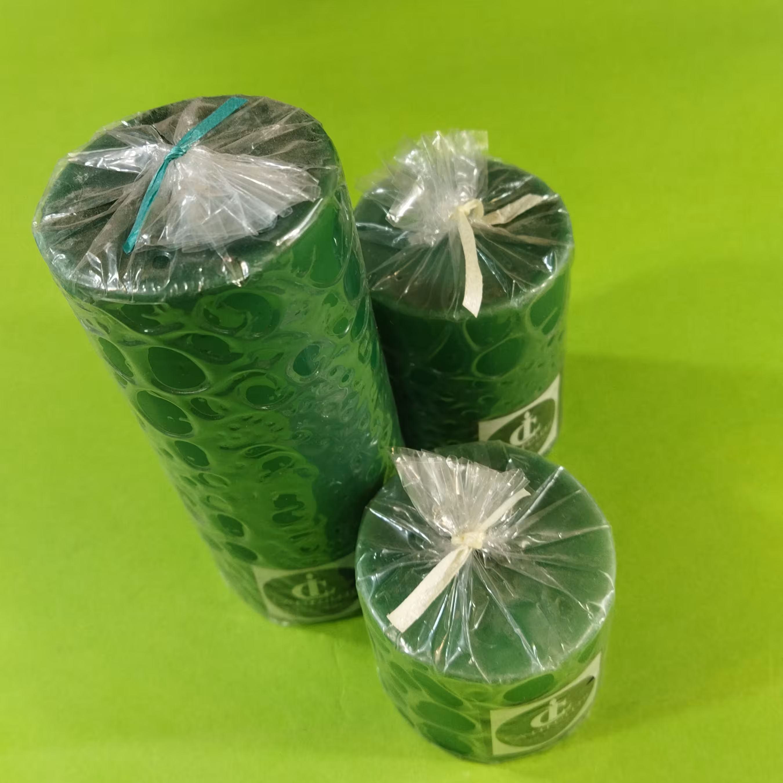 شمع استوانه ای قطر 6سانت در سه سایز5.10.20 کیفیت عالی 