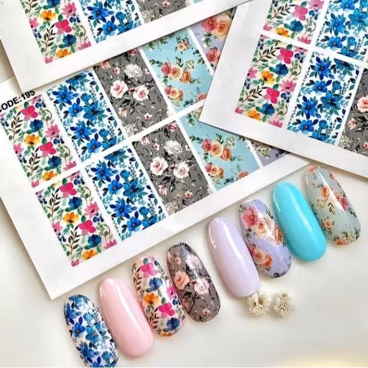 لنز ناخن طرحهای مختلف گل یک تیکه