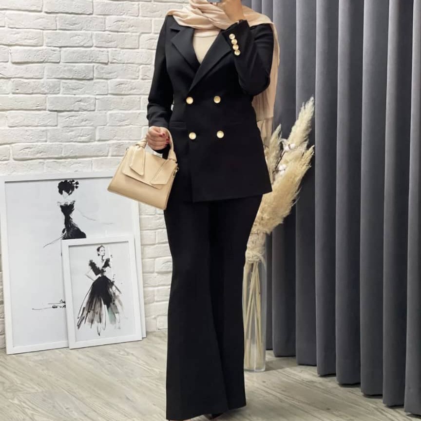 کت شلوار مجلسی آیسان