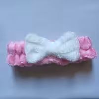 هدبند میکاپ و آرایش طرح تدی پرزدار صورتی