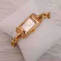 ساعت زنانه لاروس طرح کارتیر
وارداتی از دبی
اورجینال