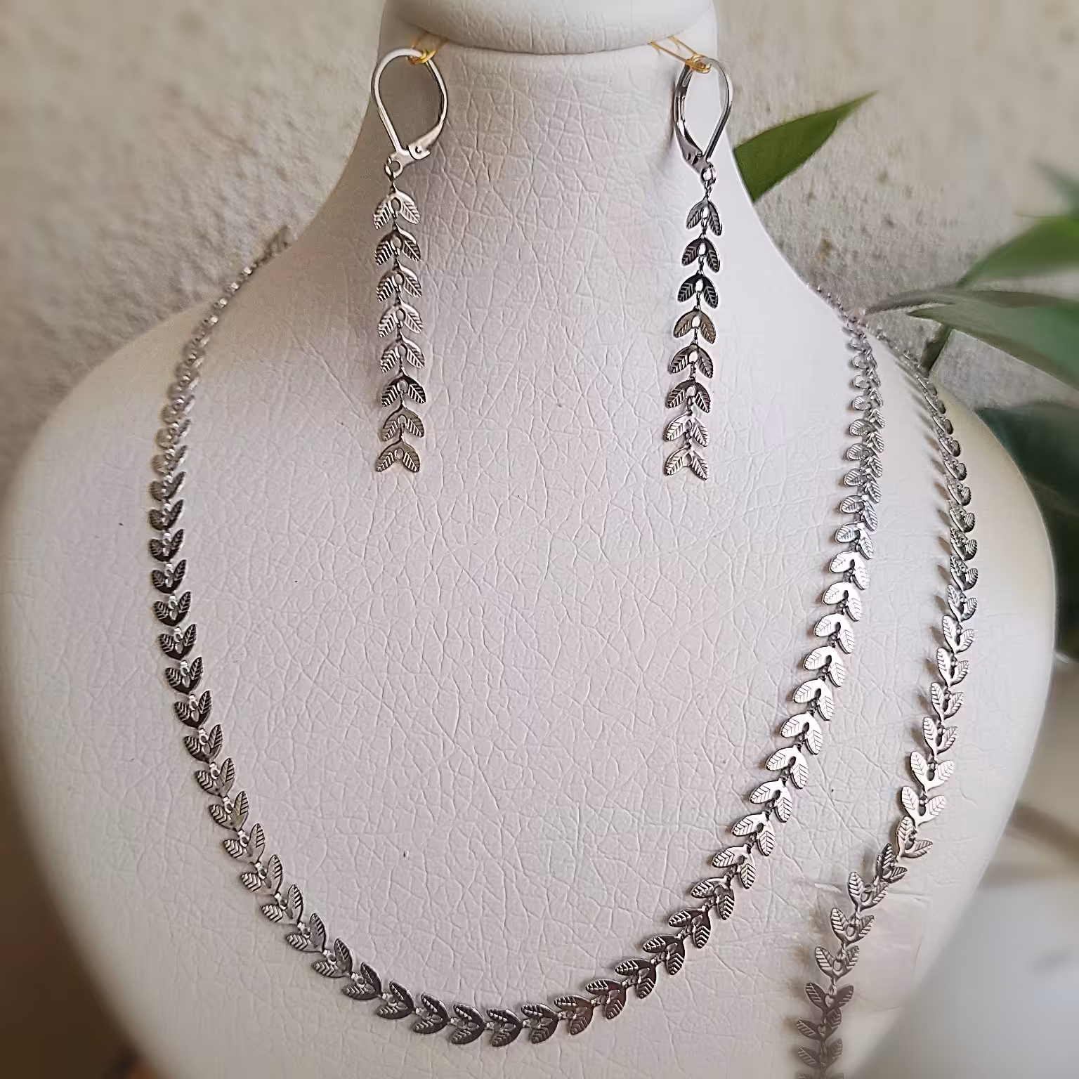 سرویس استیل طرح گندمی نقره ای