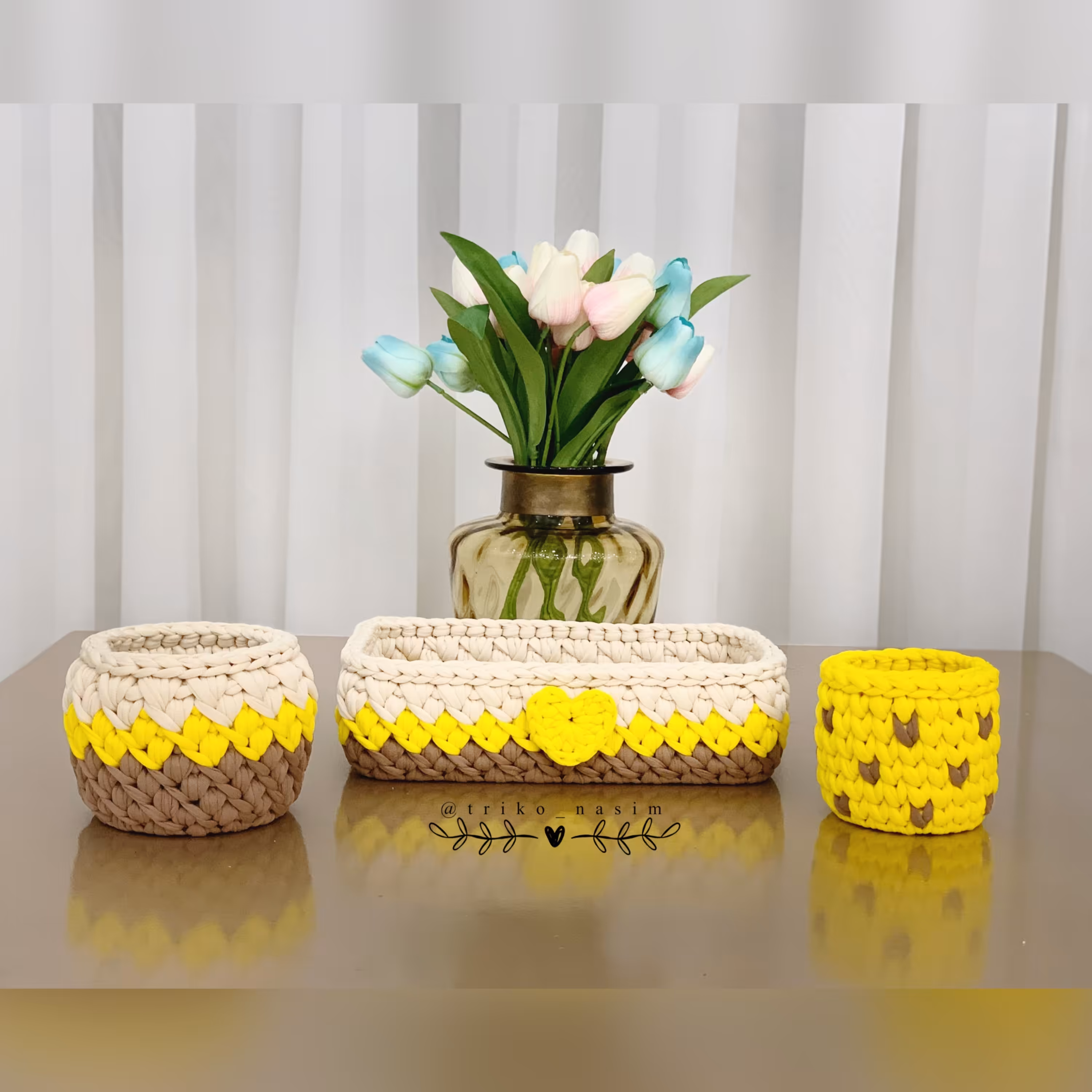 باکس تریکوبافی لوازم آرایشی